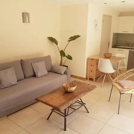 Les Bains - 4 Personnes - Domaine Des Broues Apartment